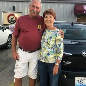 Meet your Posher, Sharon